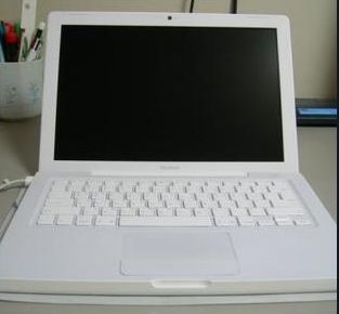 13" 맥북(화이트)
